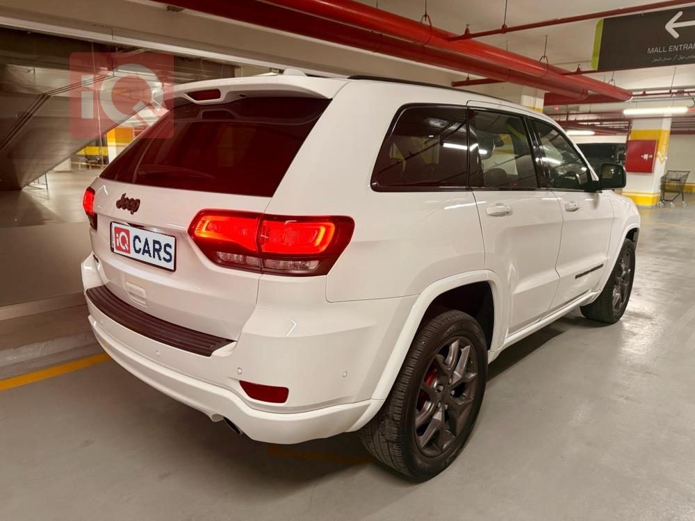 جيب جراند شيروكي